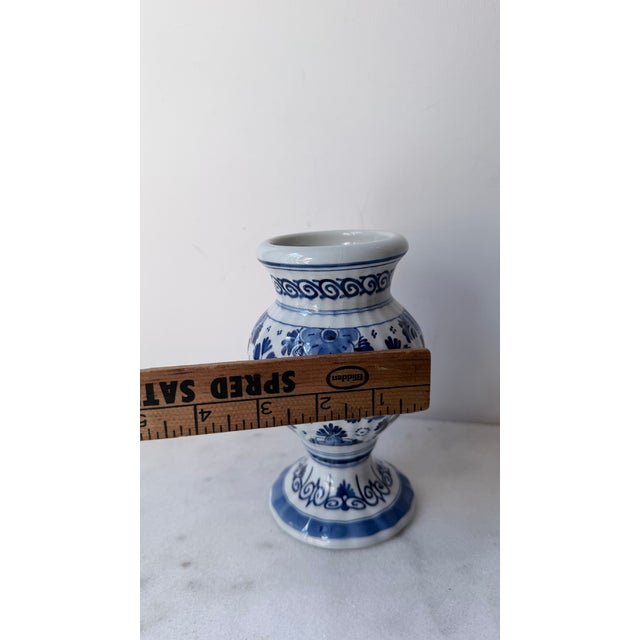 Royal Blue Vintage 1974 Royal Delft Hand-Painted Blue & White Pedestal Baluster Vase For Sale - Image 8 of 8