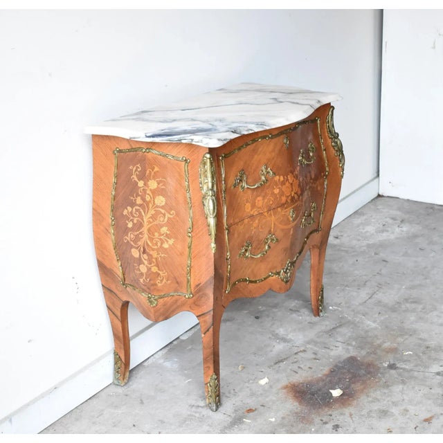 Antique Louis XV-Style Bombe Marquetry, Ormolu, & Marble Top Bombe Chest of Drawers For Sale - Image 10 of 12