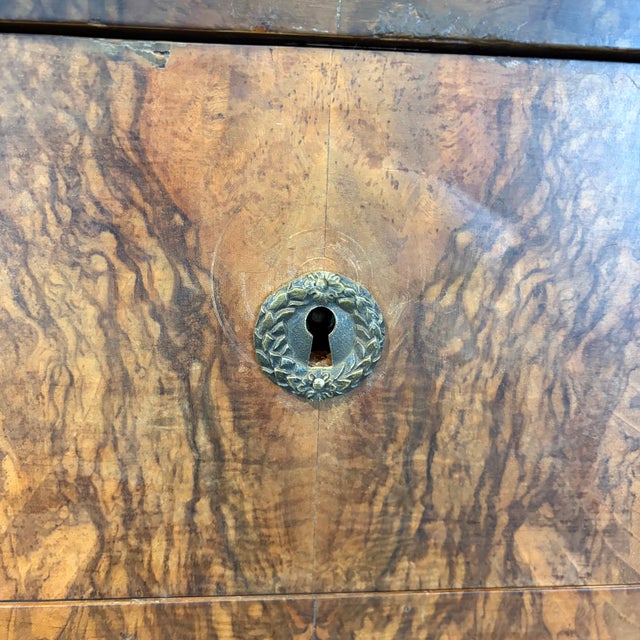 19th Century French Burled Wood Commode With Marble Top For Sale - Image 4 of 14