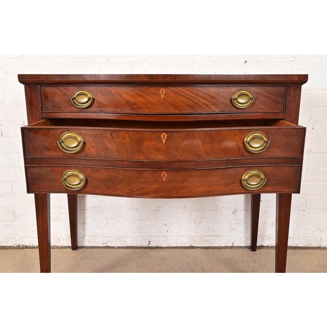 1920s Baker Furniture Style Federal Mahogany Serpentine Front Buffet Server, Circa 1920s For Sale - Image 5 of 13