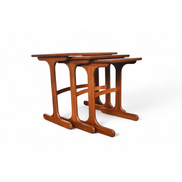 Brown Set of 3 Duck Foot Modern Nesting Tables in Teak For Sale - Image 8 of 8