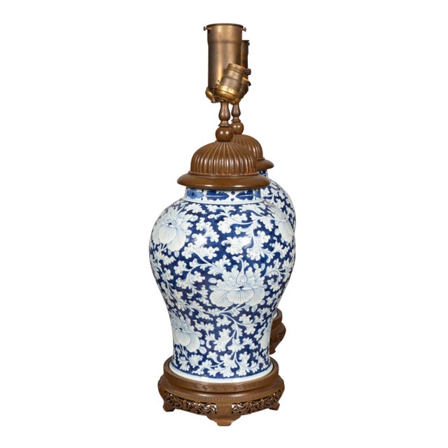 Chinese Blue And White Porcelain Table Lamps - a Pair For Sale In Boston - Image 6 of 12