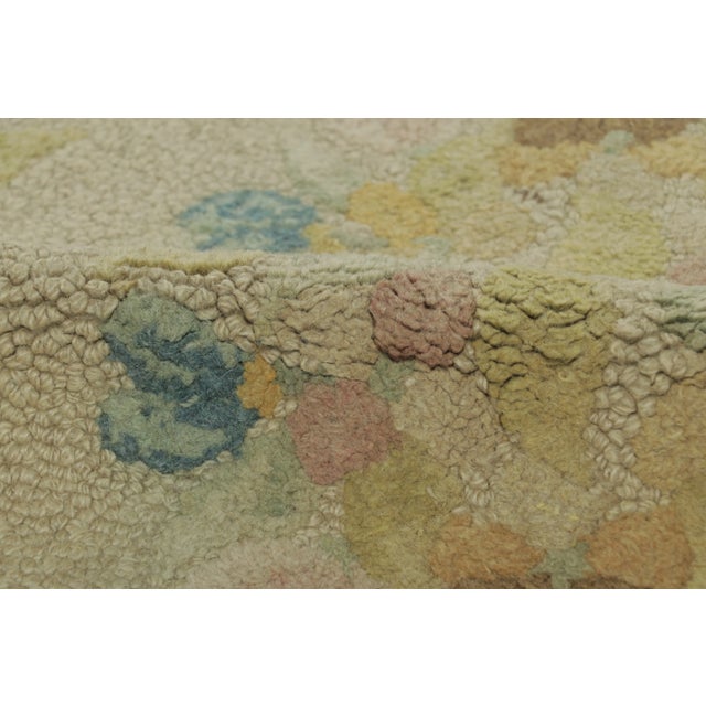 Antique Hooked Rug With Pastel Medallions & Garland Border - Rug & Kilim For Sale In New York - Image 6 of 7