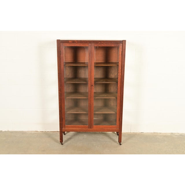 Mission Stickley Brothers Style Antique Mission Oak Arts & Crafts Bookcase Cabinet, Circa 1910 For Sale - Image 3 of 10