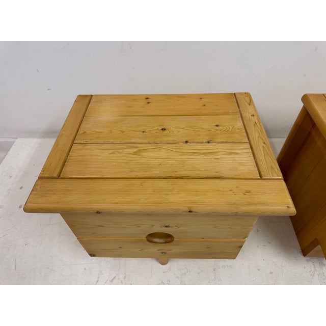 Brutalist Pine Bedside Tables, 1960s, Set of 2 For Sale - Image 4 of 18