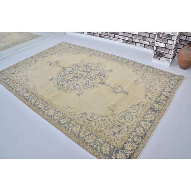 1950s 1950s Oversize Anatolian Madaliion Rug For Sale - Image 5 of 10