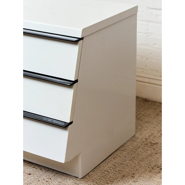 Black Mid 20th Century White Lacquer Dresser With Black Trim For Sale - Image 8 of 9
