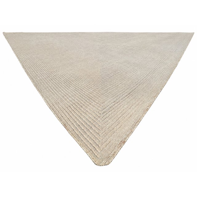 Rh Ellipse Wool Rug – 10' × 14' Cream | Hand-Knotted | Sculptural High-Low Texture For Sale - Image 10 of 18