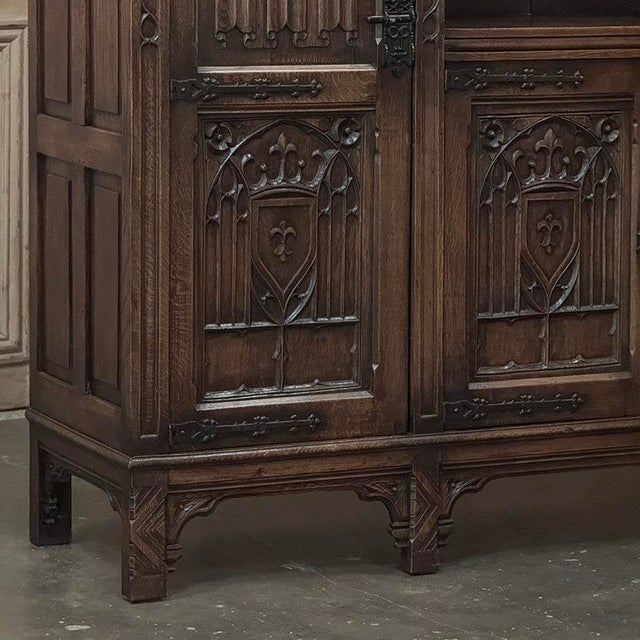 French Gothic Revival Carved Oak Cabinet Bookcase For Sale In Dallas - Image 6 of 18