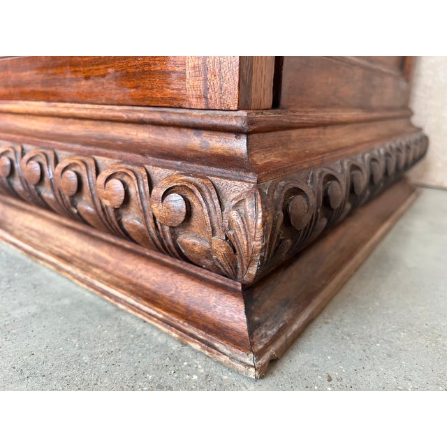 Italian Hand Carved Walnut Monumental Nightstands 19th Century With Drawer For Sale - Image 12 of 13