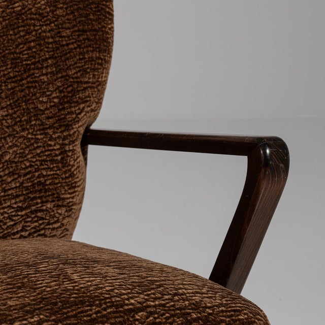 1940s Mid-Century Modern Brown Wood Pair of Club Chairs For Sale In Greensboro - Image 6 of 13
