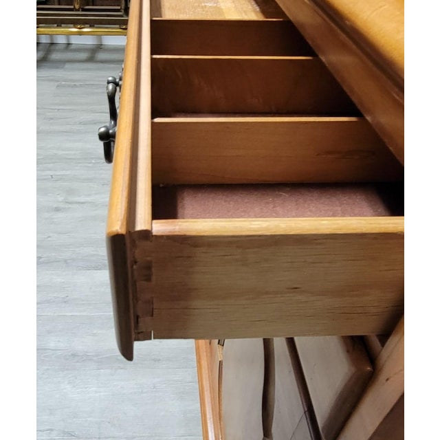 Vintage American Maple Country Hutch Cabinet With Scalloped Gallery, 73” For Sale - Image 9 of 11