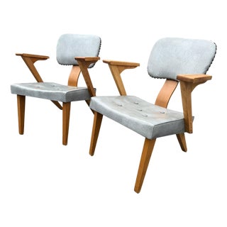 Pair of Mid-Century Modern Armchairs by Custom & Modern Upholstering Co., Gardner Ma, C. 1950 For Sale