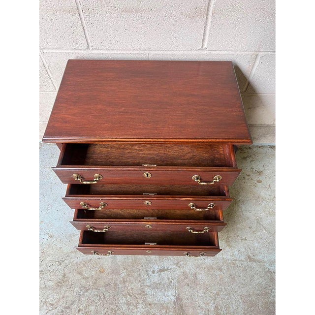 Mid 20th Century Vintage Chippendale Style Mahogany 4 Drawer Chest or Nightstand For Sale In Washington DC - Image 6 of 11