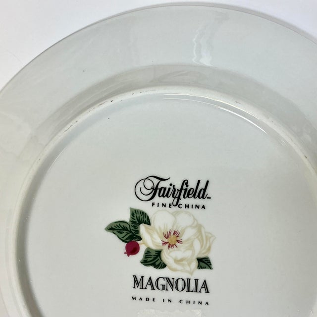 Late 20th Century Vintage Coastal Boho Chic Magnolia Christmas Dinner Plates - Set of 12 For Sale - Image 9 of 11