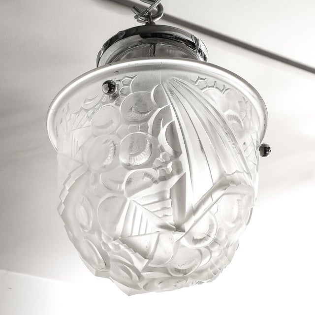 Art Deco Molded & Frosted Glass Pendant W/ Cubist Detailing by Muller Freres For Sale - Image 10 of 16