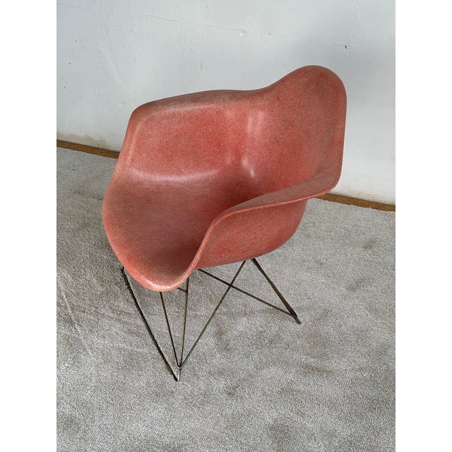Vintage Salmon Fiberglass Armchair by Charles Eames for Herman Miller, 1962 For Sale - Image 12 of 18