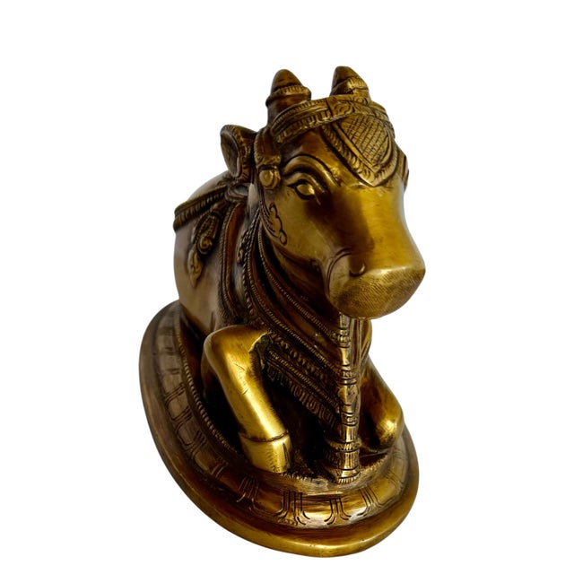 Metal 1950s Mid Century South Indian Brass Statue of Shiva's Bull Nandi Metal Antique For Sale - Image 7 of 14