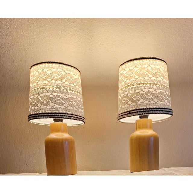 1980s Vintage Bedside Lamps with Yellow-Brown Yew Wood Base and Fabric Shade from Lamplove, 1980s, Set of 2 For Sale - Image 5 of 10