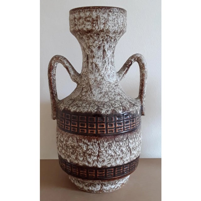 1970s Vintage Braun Beige Ceramic Vase with Double Handle, 1970s For Sale - Image 5 of 5