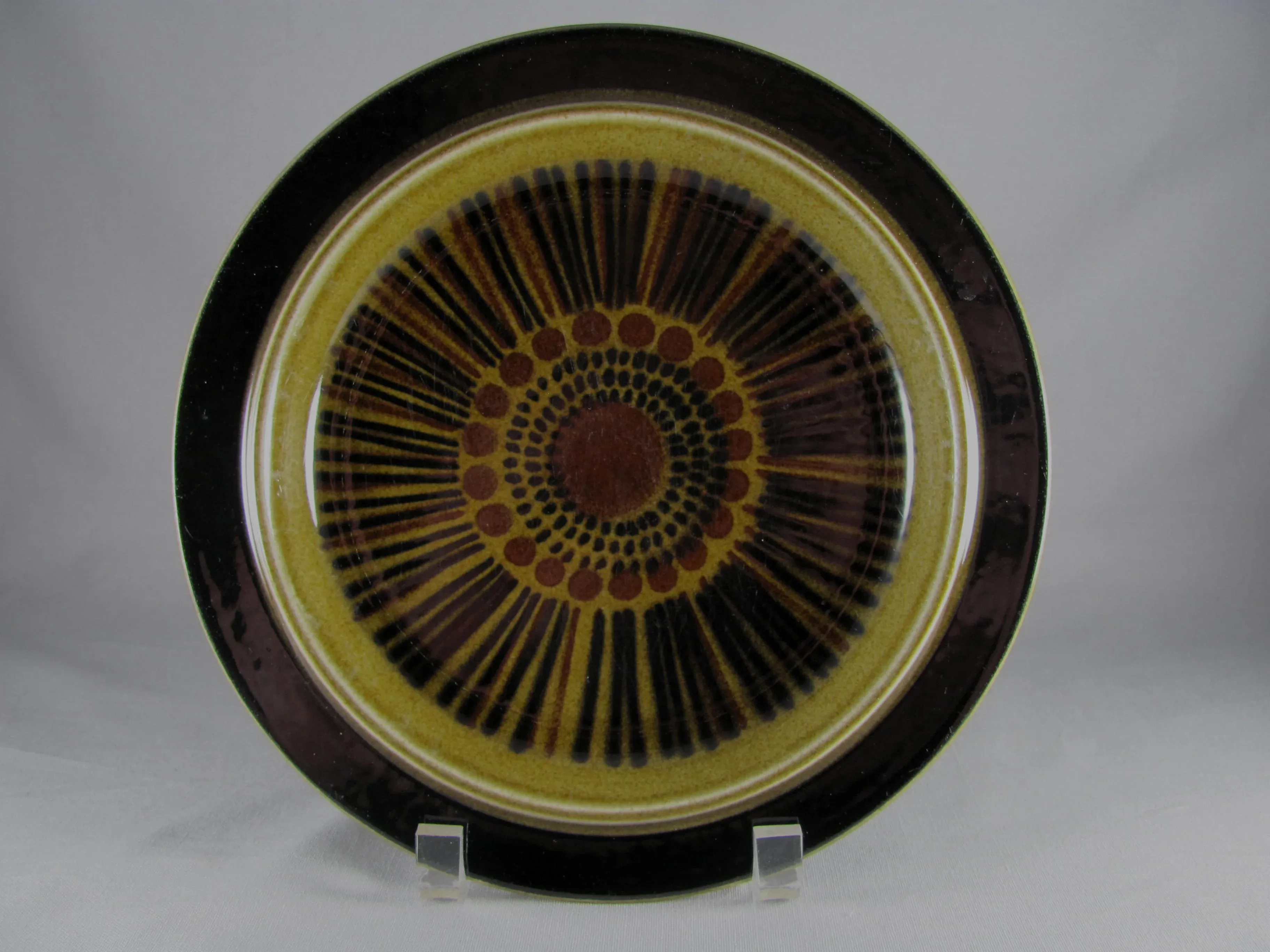 1960s Arabia of Finland Kosmos Handpainted Service for 4