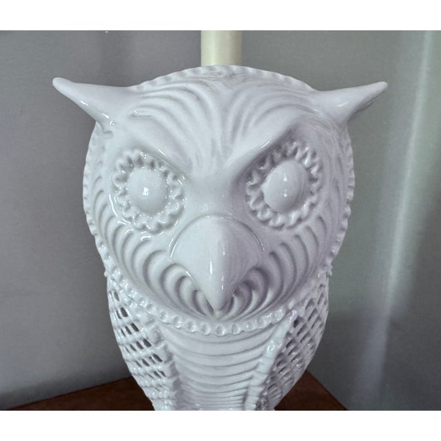 White Mid 20th Century Italian Ceramic Blanc De Chine Owl Lamp For Sale - Image 8 of 13