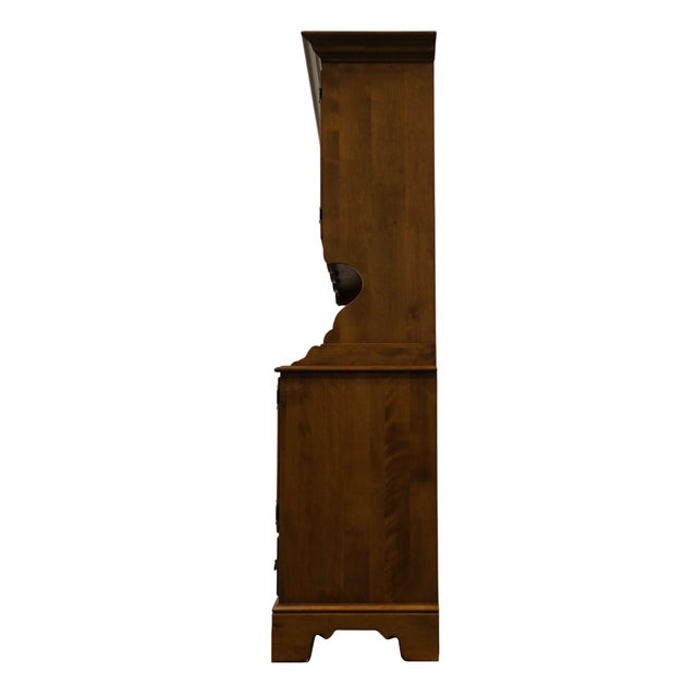 Ethan Allen Heirloom Nutmeg Maple 48" Buffet W. Display Hutch 10-6007 / 10-6016 For Sale - Image 9 of 11