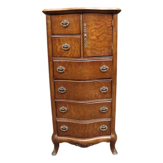 Pulaski Furniture Victorian Style Quarter-Sawn Oak Lingerie Chest For Sale
