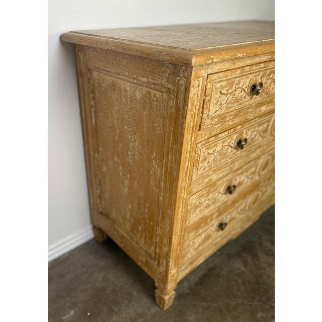 Late 19th Century Pair of Swedish Gustavian Painted Four-Drawer Chests of Drawers For Sale - Image 11 of 18