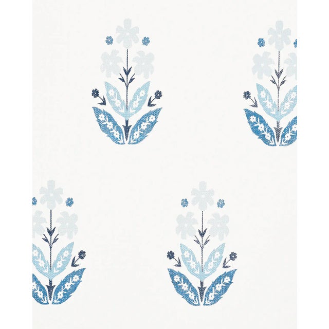 Schumacher Floweret Paperweave Wallpaper in Porcelain For Sale