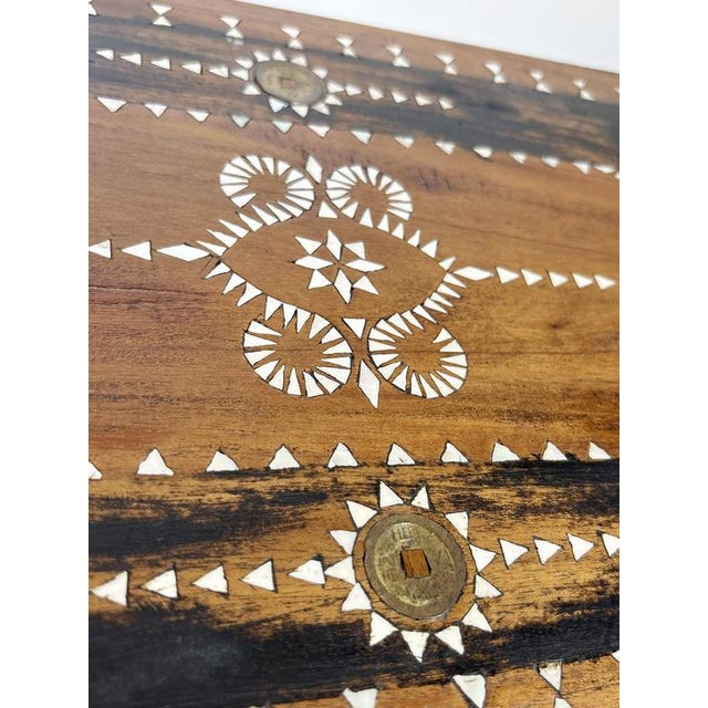 Wood Large Wooden Box with Geometric Motifs, France, 1970s For Sale - Image 7 of 15