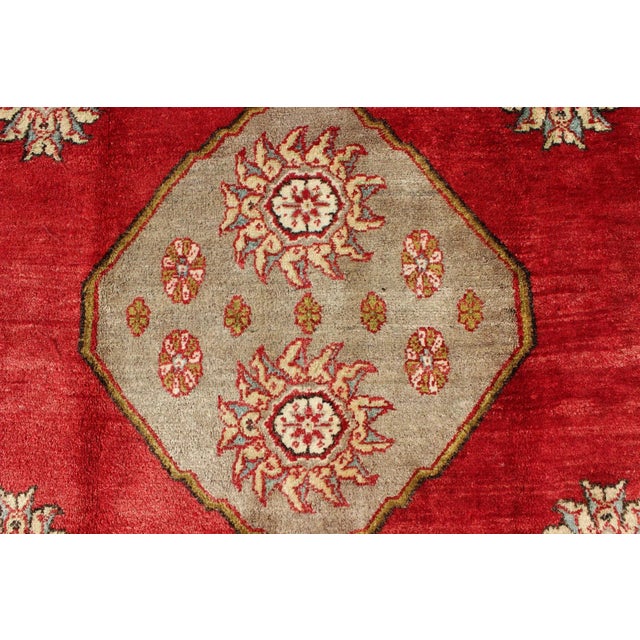 Textile Mid 20th Century Vintage Turkish Konya Rug With Medallion in Red, Lime Green, Gray, Yellow, and Ivory For Sale - Image 7 of 9