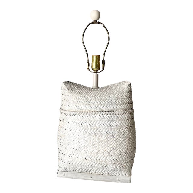 Late 20th Century Contemporary Coastal Light Wicker Basket Table Lamp For Sale
