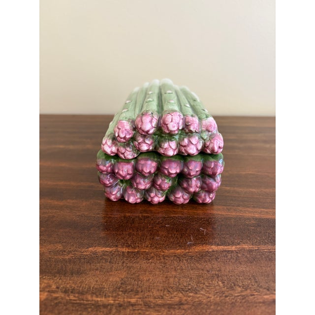 Fitz and Floyd Fitz and Floyd Majolica Asparagus Trompe L’Oeil Covered Box For Sale - Image 4 of 9