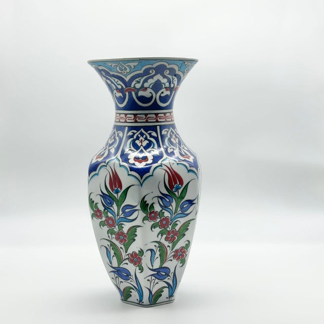 Handmade Ceramic Vase (25cm) Traditional Turkish Floral Art – Faceted Hexagonal Body with Cobalt Blue Rumi Motifs For Sale - Image 6 of 8