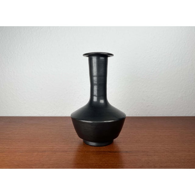 Black Mid-Century Modern Studio Pottery Barro Negro Vase from Lama Oaxaca, Mexico, 1960s For Sale - Image 8 of 15