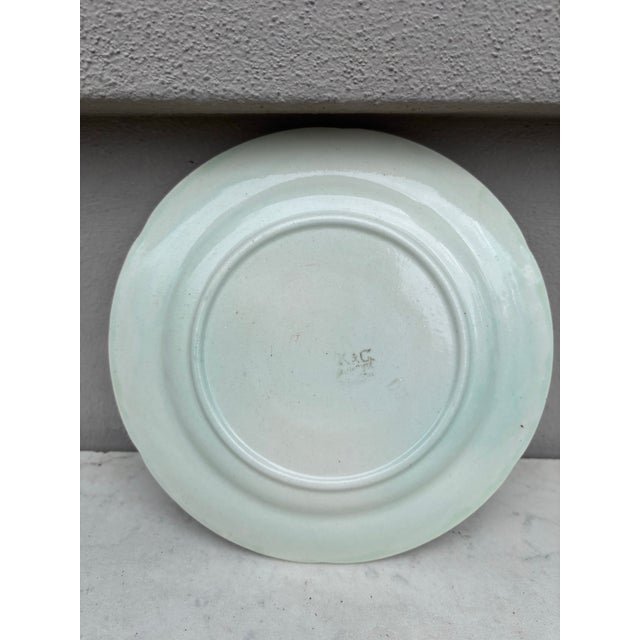 Rare Majolica Poppies Keller & Guerin Saint Clement Plate For Sale - Image 4 of 4