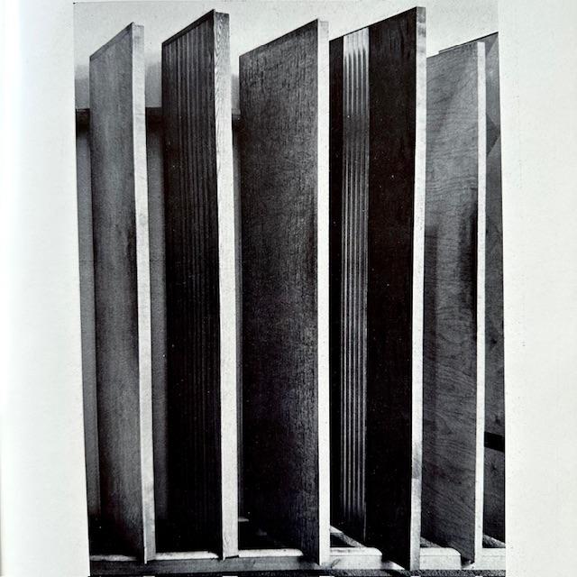 Cahiers d’Art: Souvenirs De L’Exposition (1937)A remarkable issue of the legendary avant-garde journal Cahiers d’Art,...