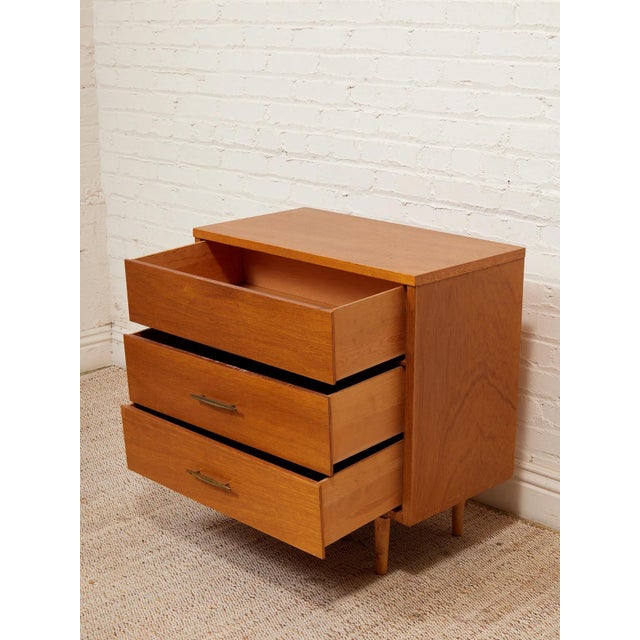 Mid-Century Modern Mid 20th Century Lowboy Dresser Chest of Drawers For Sale - Image 3 of 12