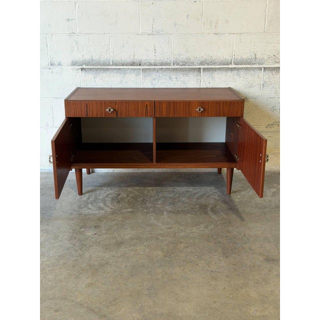 1960s Rosewood Sideboard Credenza With Dual Doors and Two Drawers Mid-Century Modern 1960s For Sale - Image 5 of 11