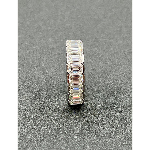 5.93 Ct Bezel Set Emerald Cut Eternity Ring Size 6.5 For Sale - Image 4 of 8