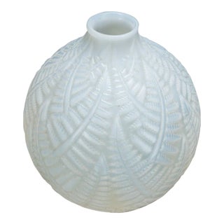 1920s R. Lalique Opalescent Glass Espalion Vase For Sale