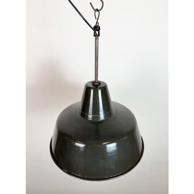 Industrial Black Enamel Factory Lamp with Iron Top, 1950s For Sale - Image 6 of 18