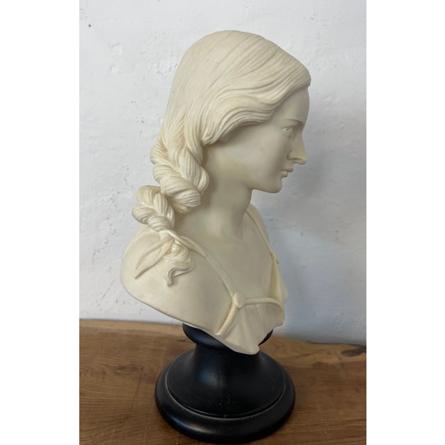 1980s Vintage Classical Bust of a Lady by Arnoldo Giannelli, Italy, 1980s For Sale - Image 5 of 18