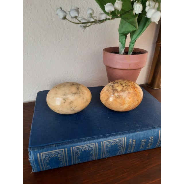 Italian Marble Eggs Yellow Gold Easter For Sale In Fayetteville, AR - Image 6 of 6