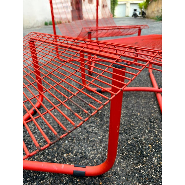 Metal Jarpen Garden Longe Chairs and Table by Niels Gammelgaard for Ikea, 1980s, Set of 5 For Sale - Image 7 of 10