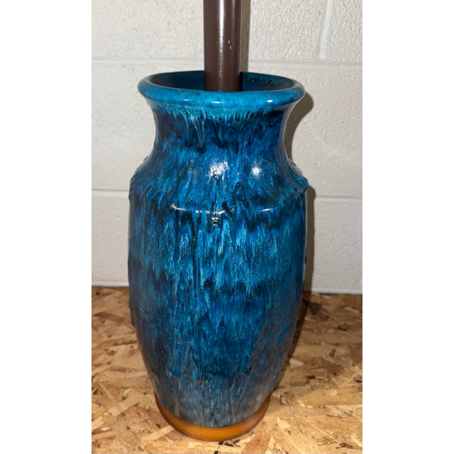 1970s 1970s Grand Drip Glaze Cobalt Blue Studio Pottery Ceramic Turned Pottery Lamp For Sale - Image 5 of 10
