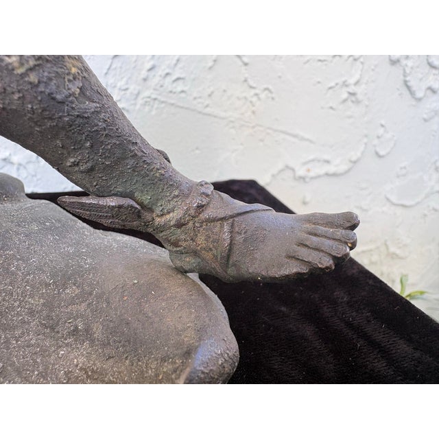 Early 20th Century Neoclassical Spelter Sculpture of a Seated Nude Youth For Sale In Orlando - Image 6 of 11