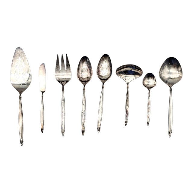 1847 Rogers Bros Garland Silverplate Flatware Service — 80pc With Wood Chest For Sale In San Francisco - Image 6 of 13