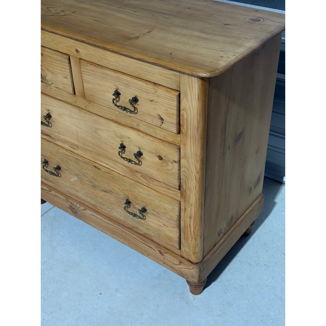 Antique Pine Two Over Two Drawers - Chest of Drawers From England For Sale - Image 6 of 18